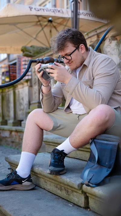 Zdjęcie przedstawiające właściciela firmy High Capture Studio